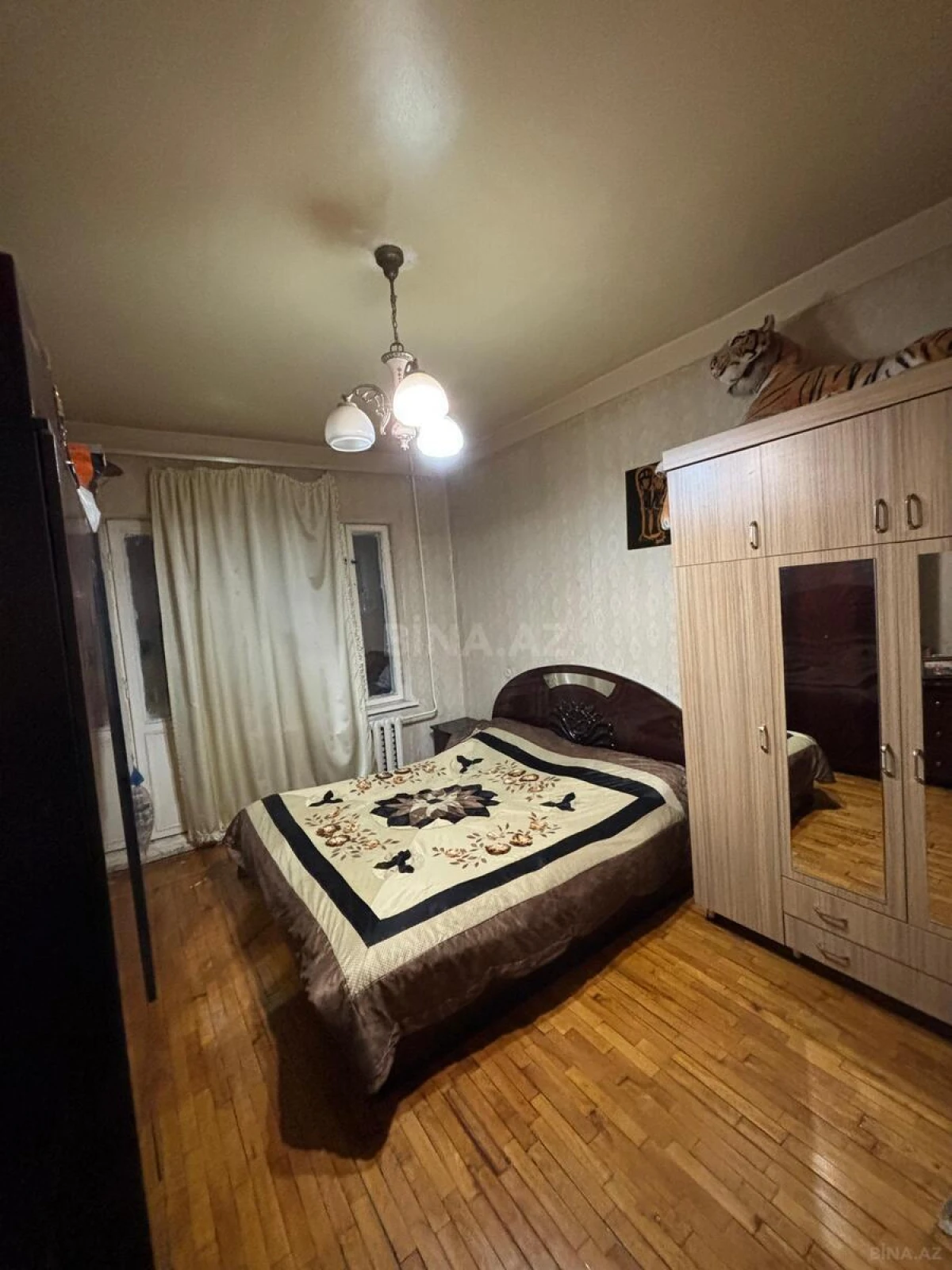 Satılır 4 otaqlı mənzil 110 m²