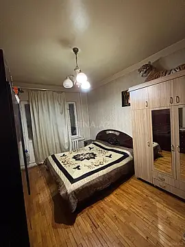 Satılır 4 otaqlı mənzil 110 m²