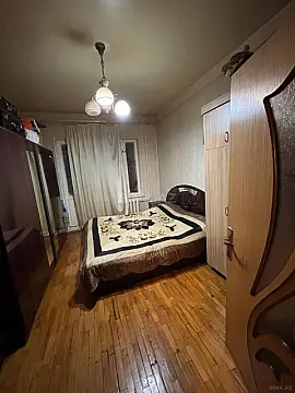 Satılır 4 otaqlı mənzil 110 m²