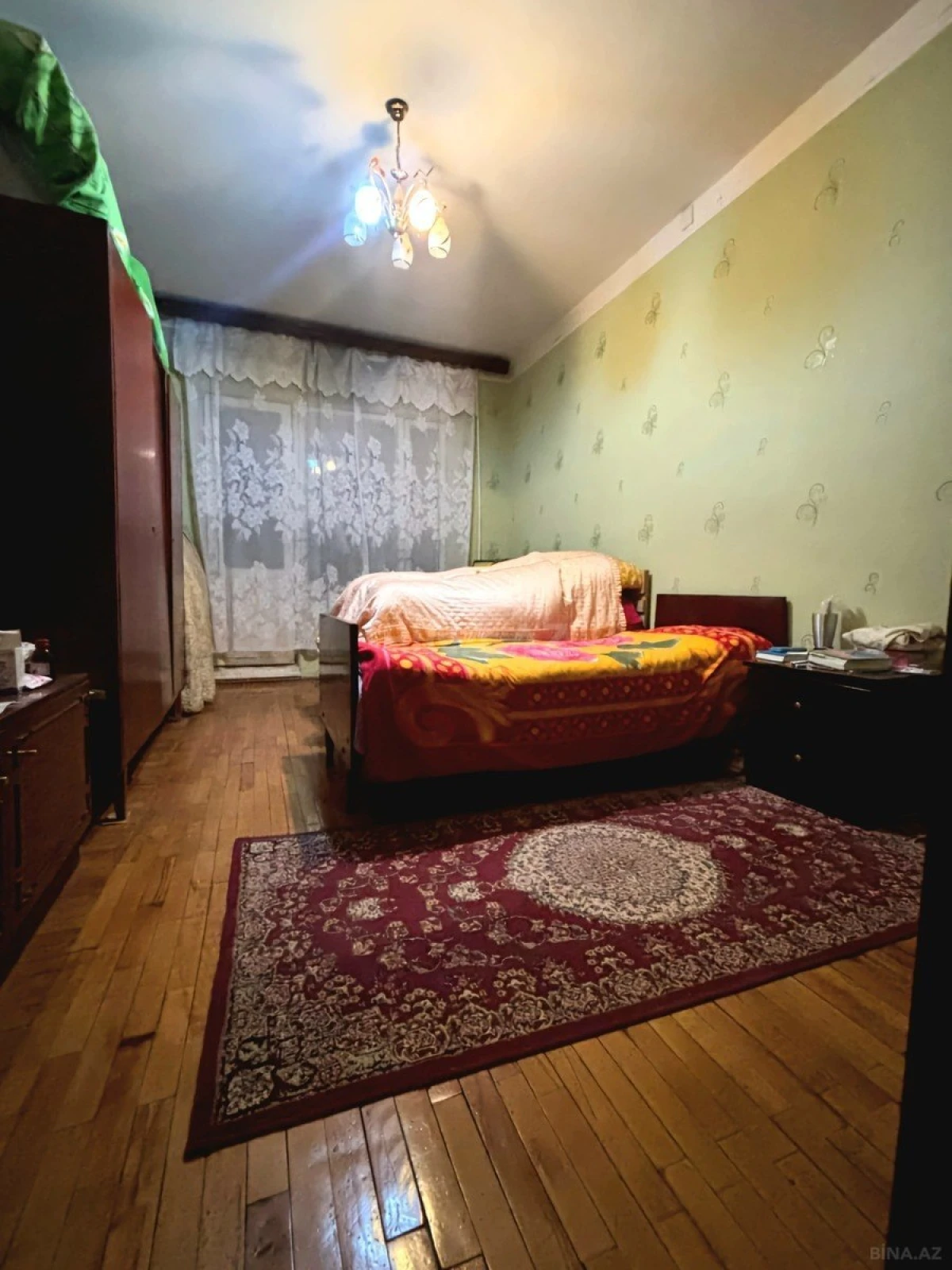 Satılır 4 otaqlı mənzil 110 m²