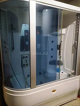 Satılır 4 otaqlı mənzil 160 m²