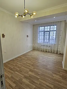 Satılır 2 otaqlı mənzil 83 m²