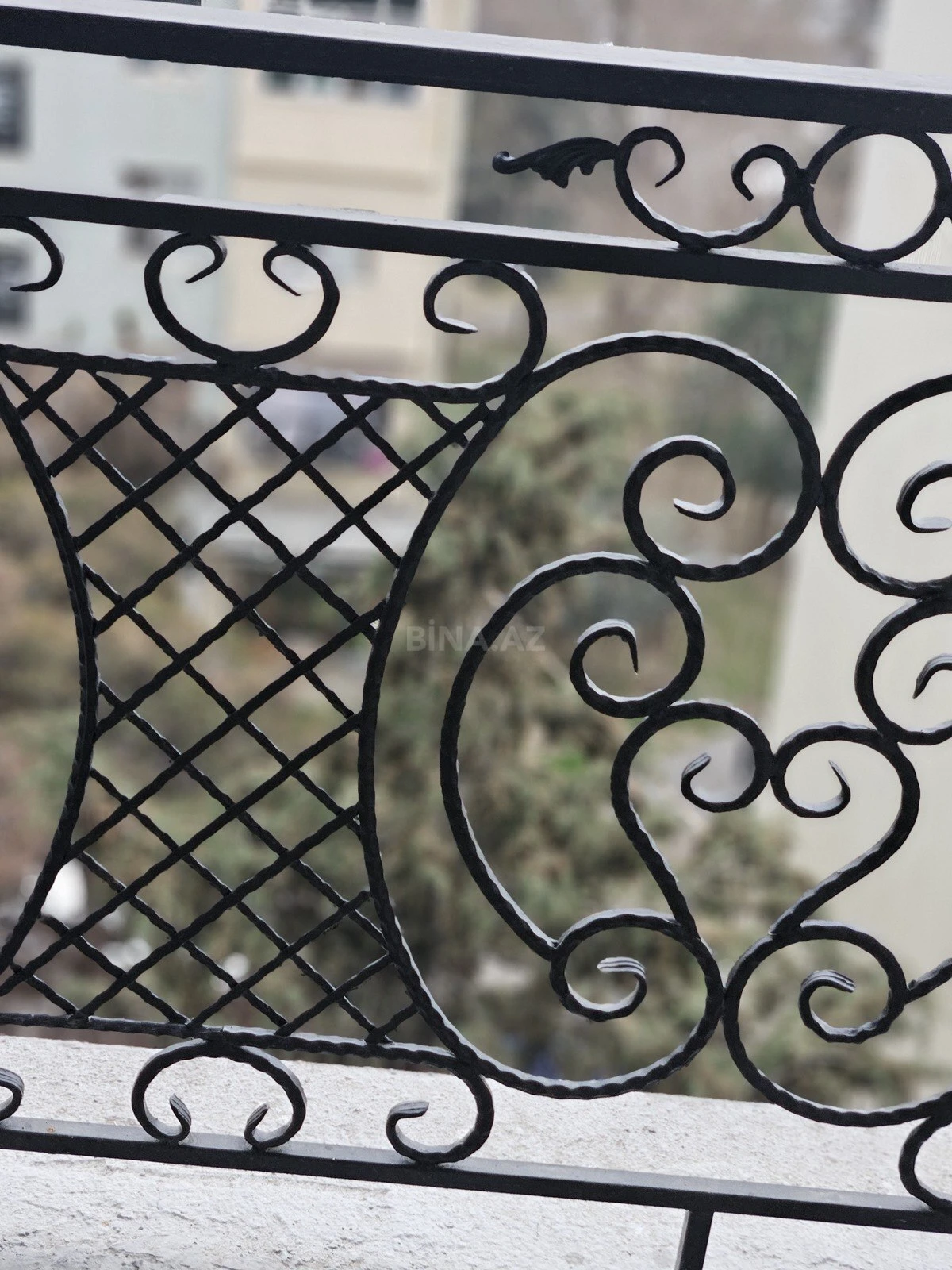 Satılır 2 otaqlı mənzil 83 m²