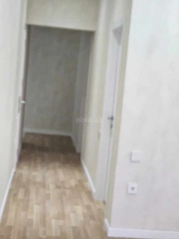 Satılır 2 otaqlı mənzil 83 m²
