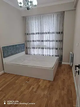 Kirayə verilir 2 otaqlı mənzil 65 m²