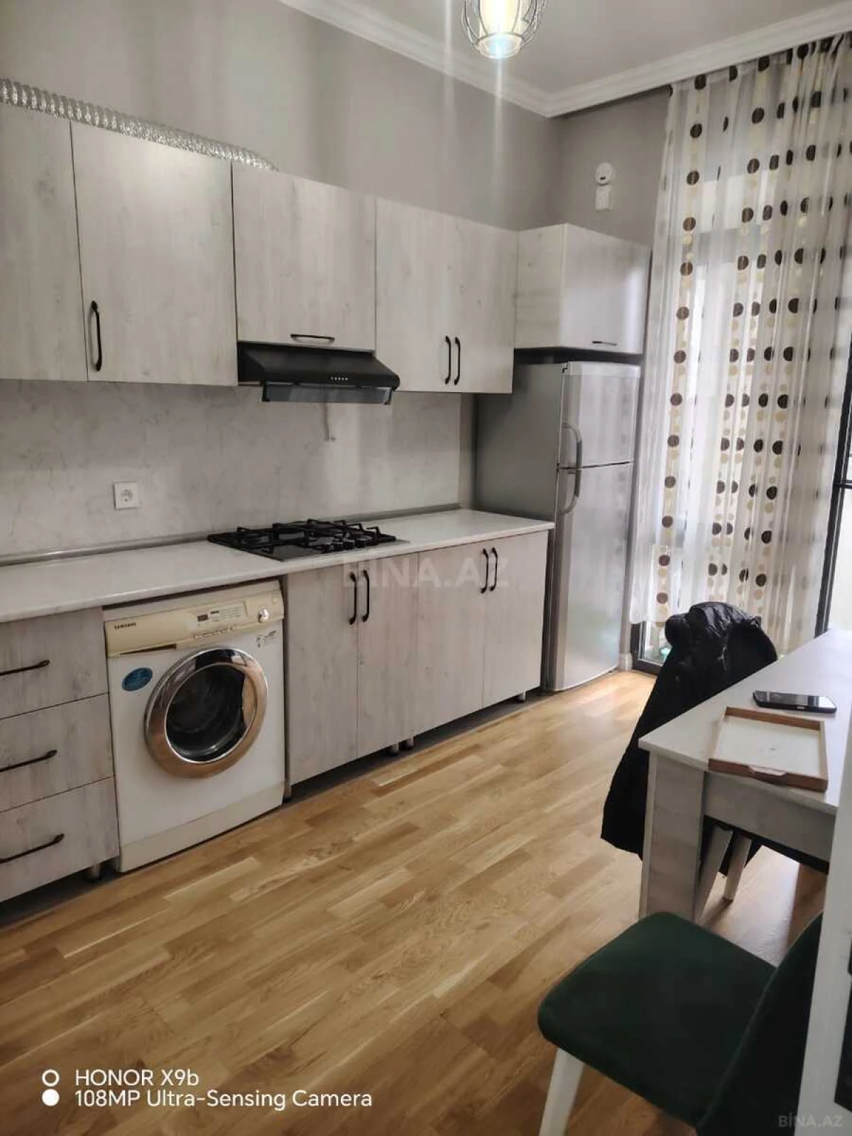 Kirayə verilir 2 otaqlı mənzil 65 m²