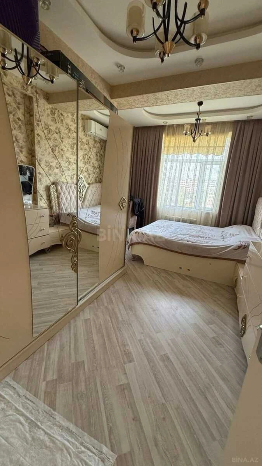 Satılır 3 otaqlı mənzil 91 m²