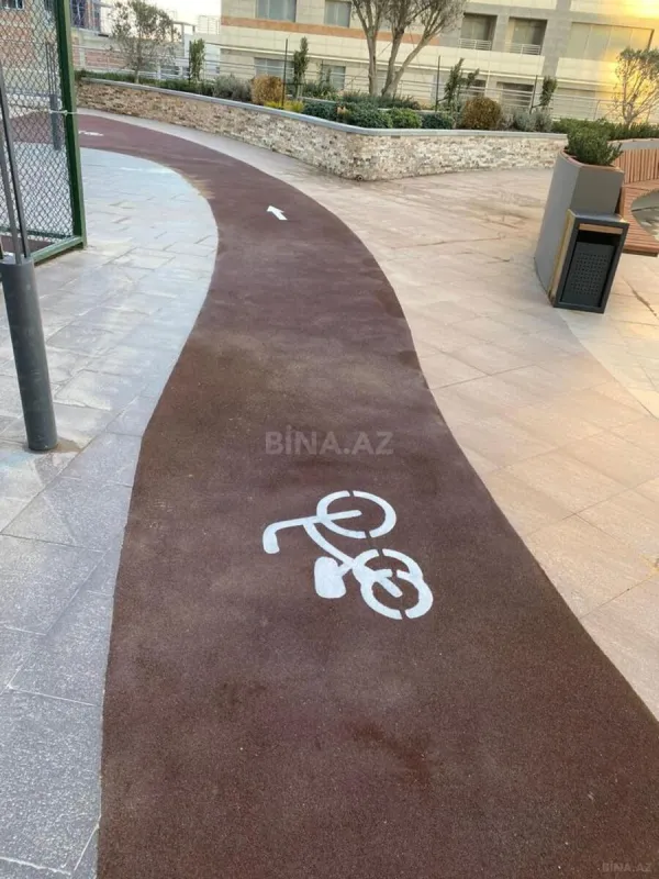 Kirayə verilir 2 otaqlı mənzil 65 m²