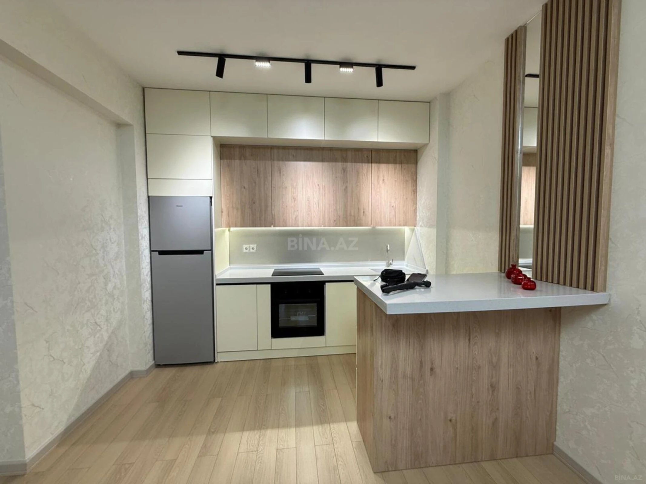 Satılır 2 otaqlı mənzil 65 m²