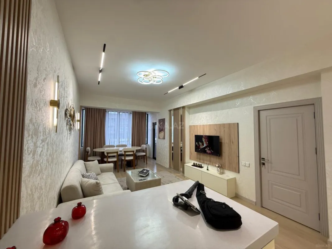 Satılır 2 otaqlı mənzil 65 m²