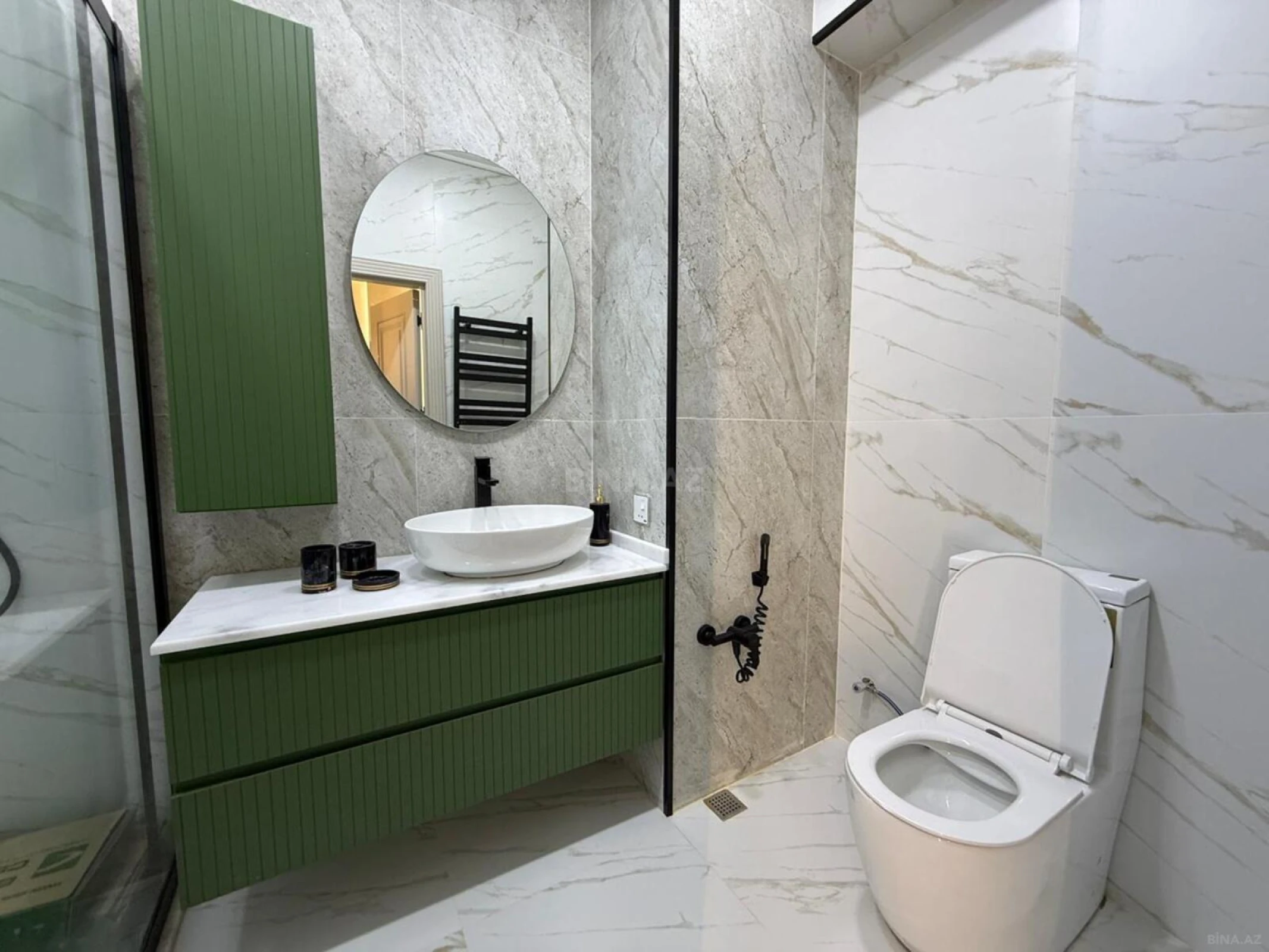 Satılır 2 otaqlı mənzil 65 m²