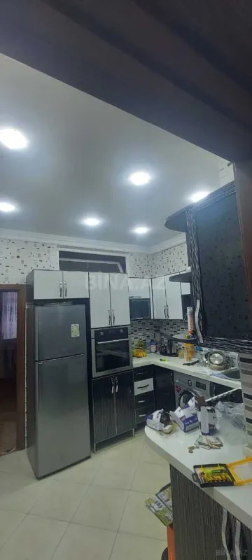 Satılır 2 otaqlı mənzil 100 m²
