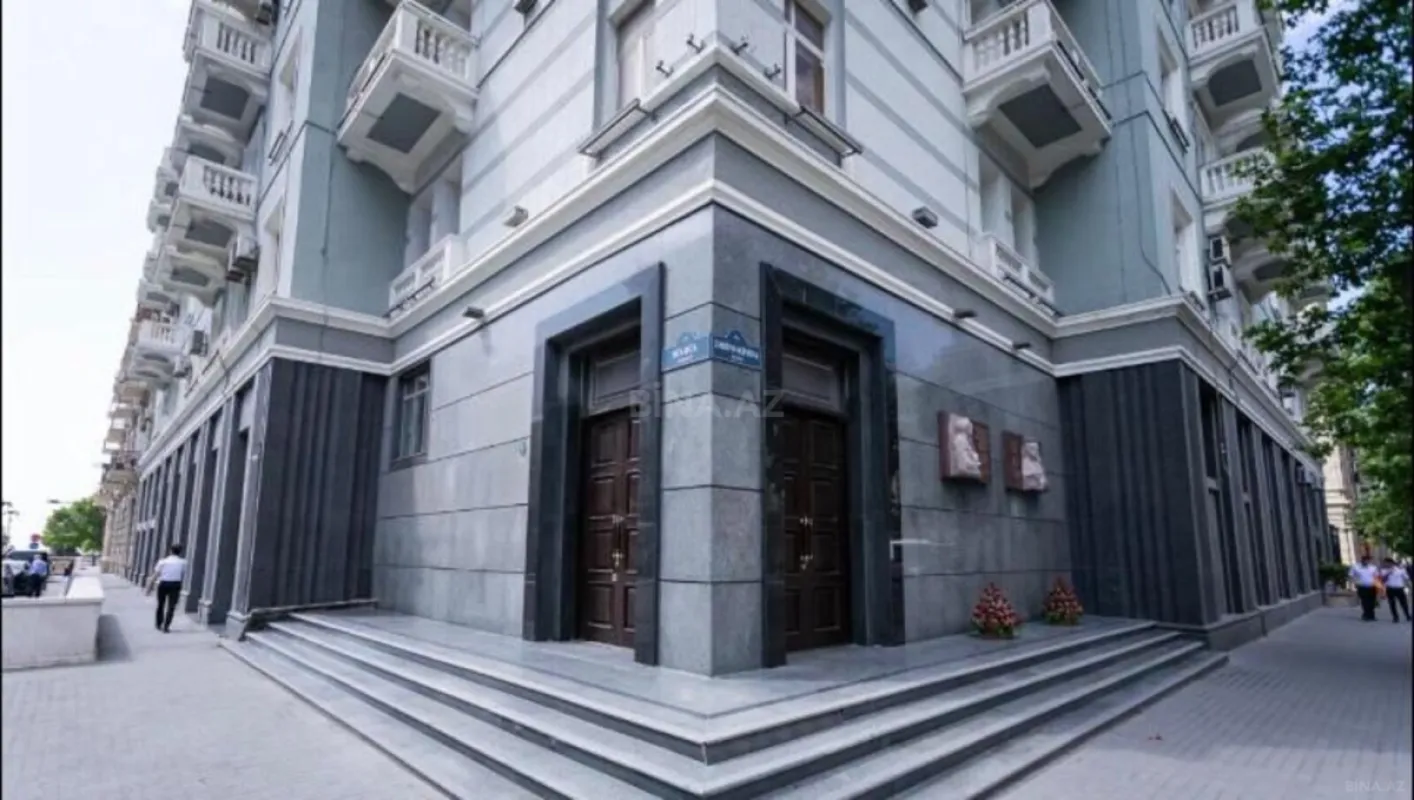 Kirayə verilir 3 otaqlı mənzil 110 m²