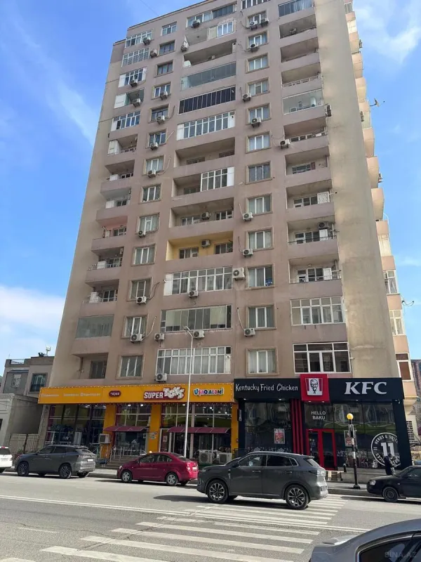 Satılır 3 otaqlı mənzil 90 m²