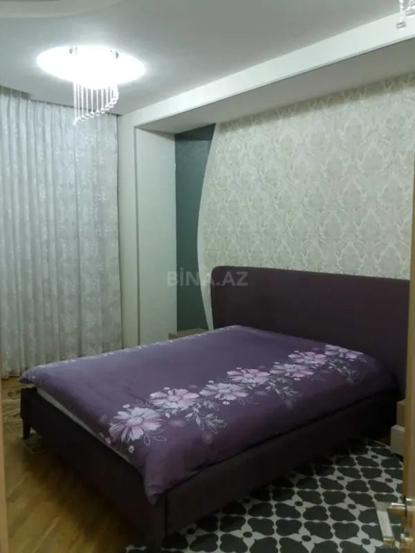 Satılır 3 otaqlı mənzil 125 m²