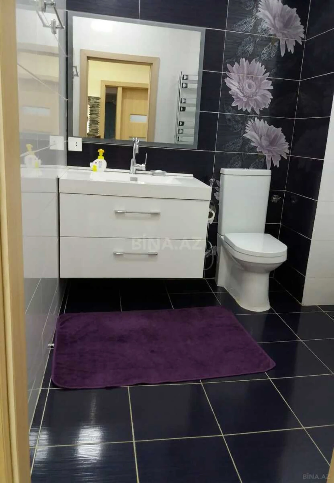 Satılır 3 otaqlı mənzil 125 m²