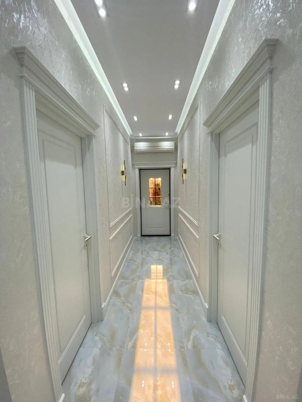 Kirayə verilir 5 otaqlı həyət evi 360 m²