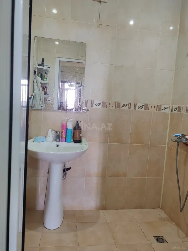 Satılır 2 otaqlı mənzil 58 m²