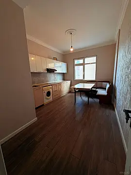 Satılır 3 otaqlı mənzil 125 m²