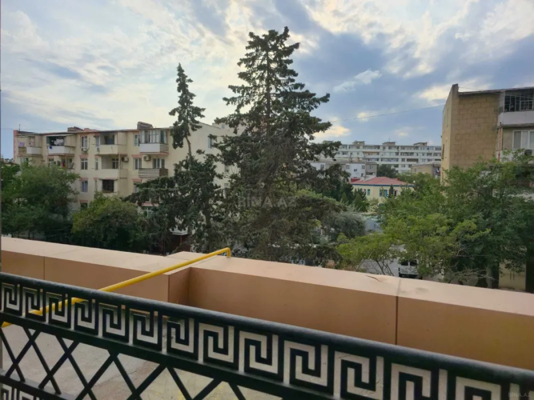 Satılır 3 otaqlı mənzil 91 m²