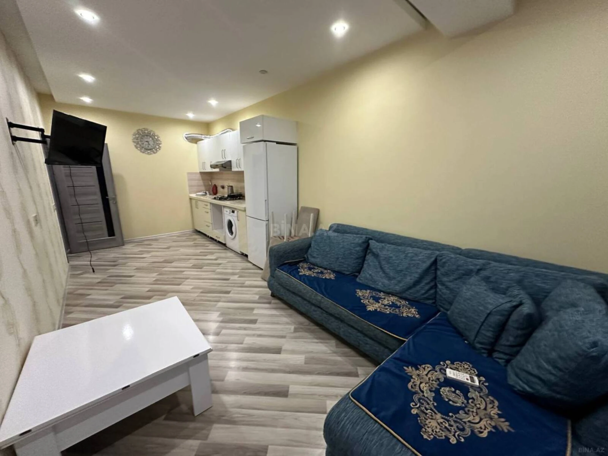 Kirayə verilir 2 otaqlı mənzil 55 m²