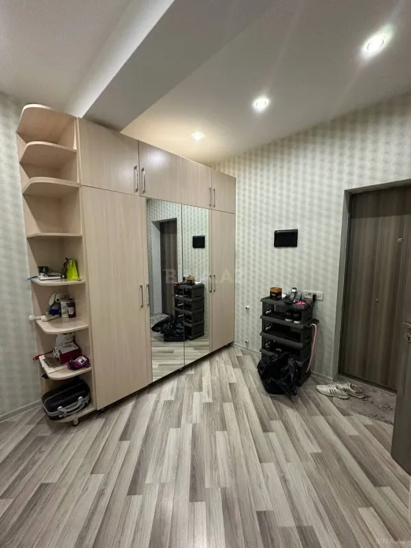 Kirayə verilir 2 otaqlı mənzil 55 m²