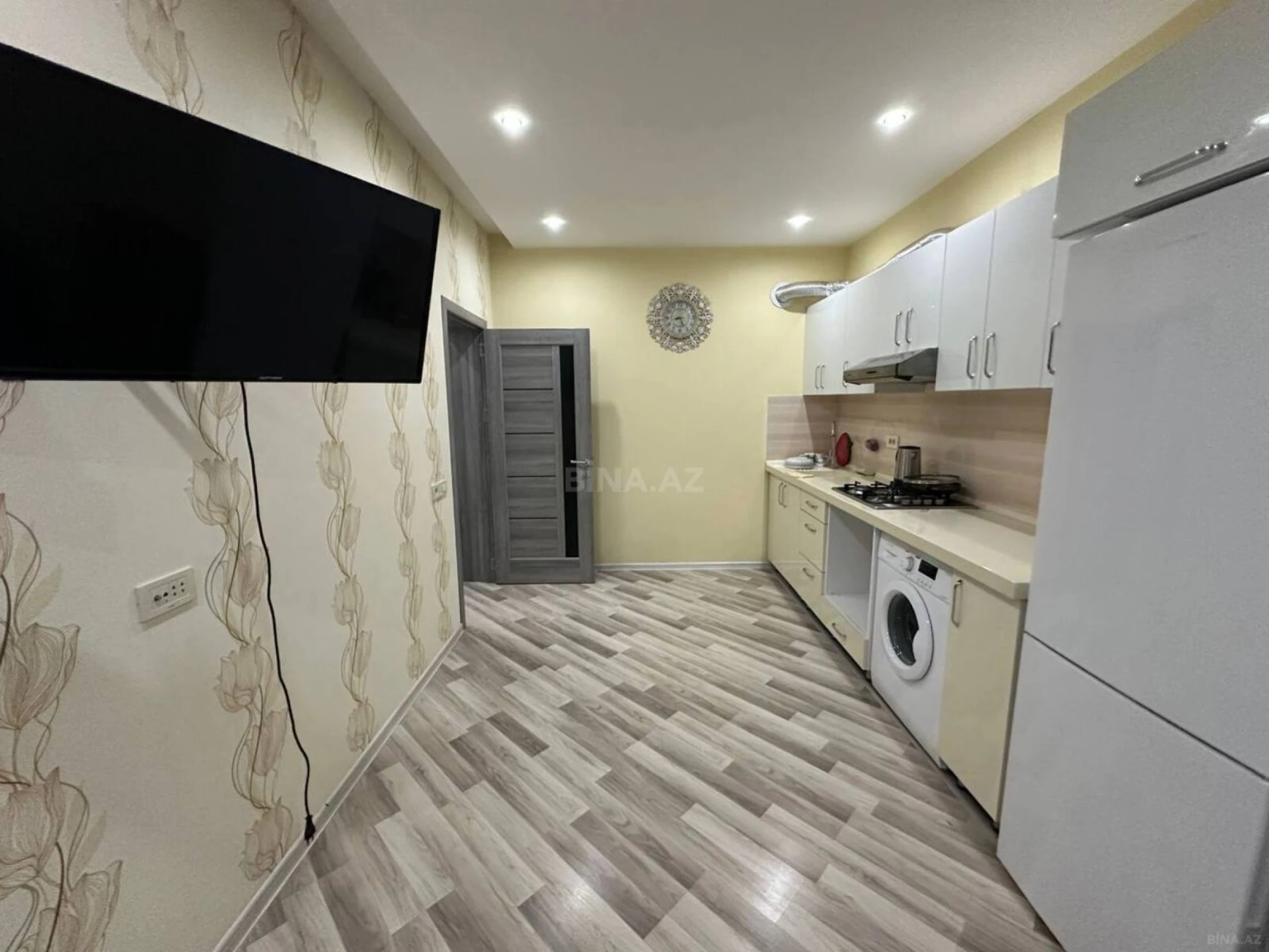Kirayə verilir 2 otaqlı mənzil 55 m²
