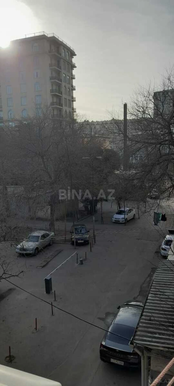 Satılır 3 otaqlı mənzil 60 m²