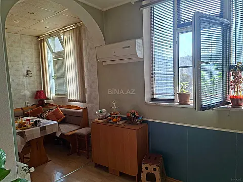 Satılır 3 otaqlı mənzil 60 m²