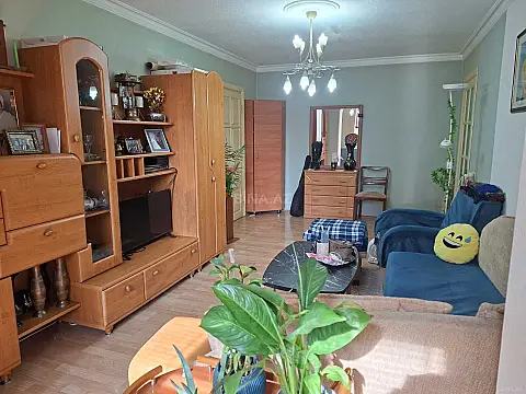 Satılır 3 otaqlı mənzil 60 m²