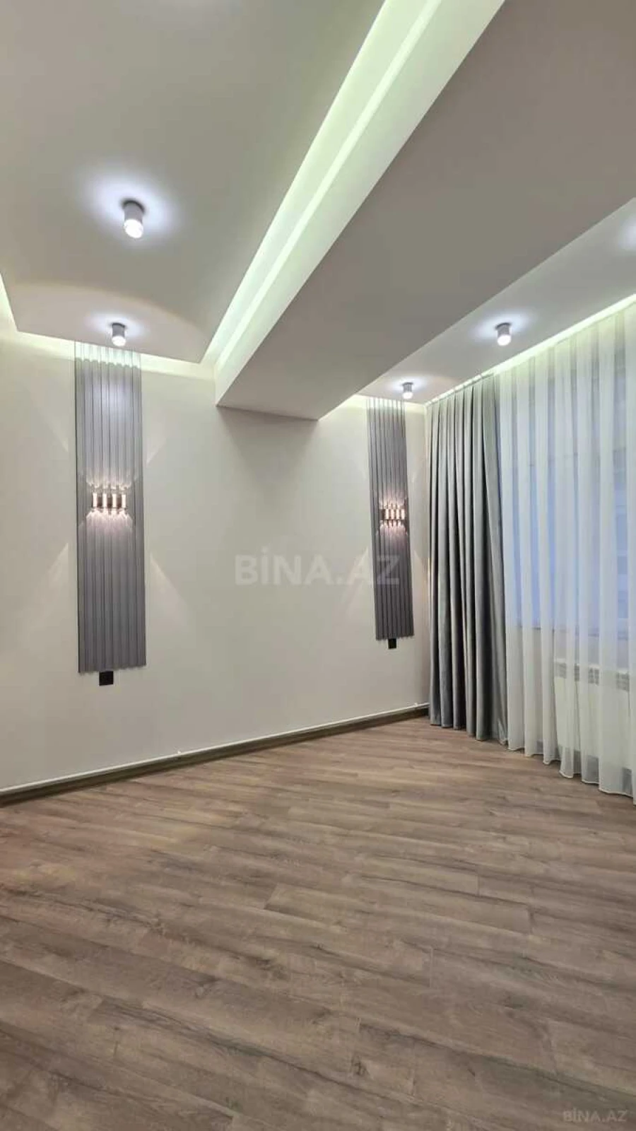 Satılır 2 otaqlı mənzil 63 m²