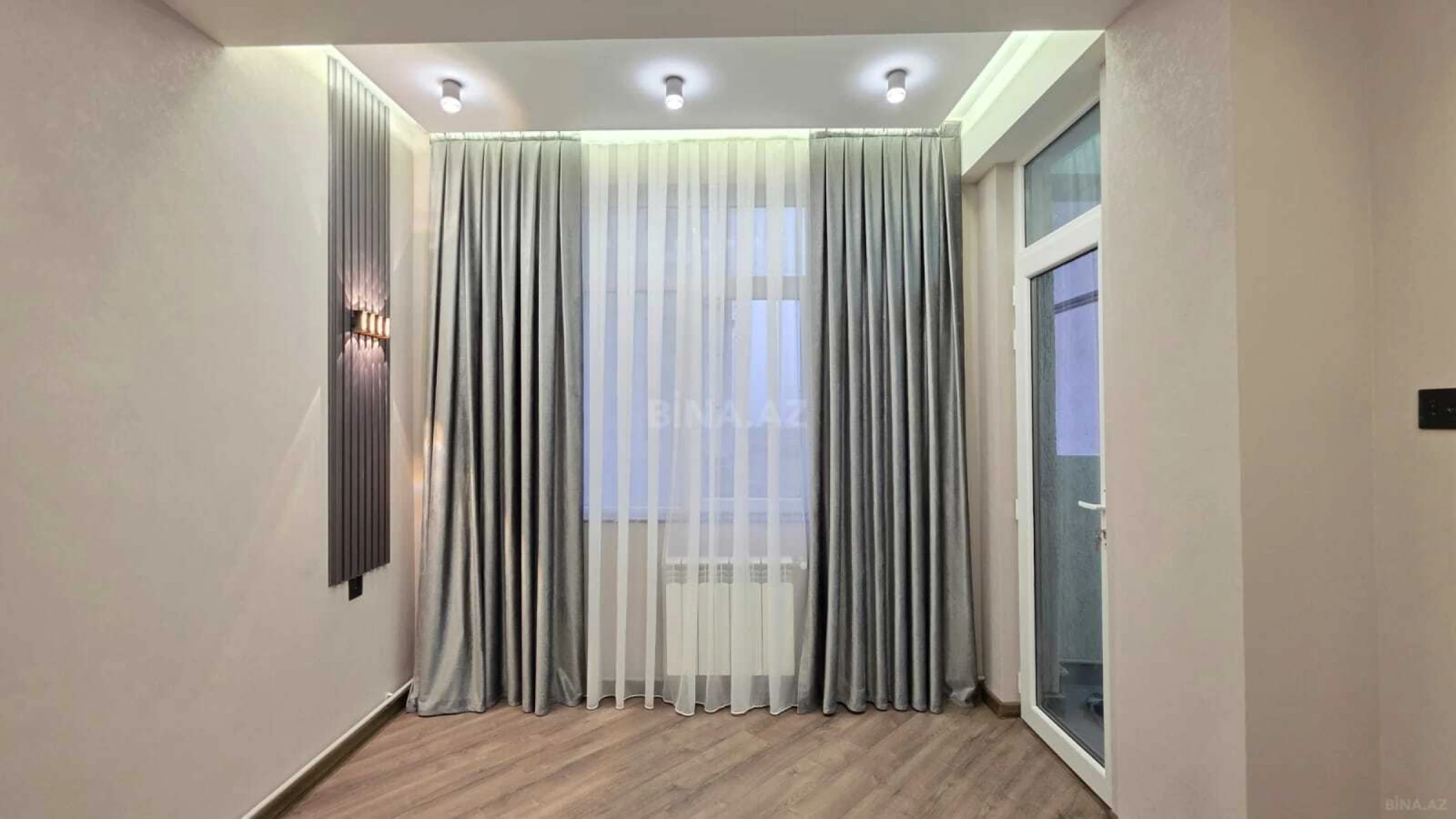 Satılır 2 otaqlı mənzil 63 m²