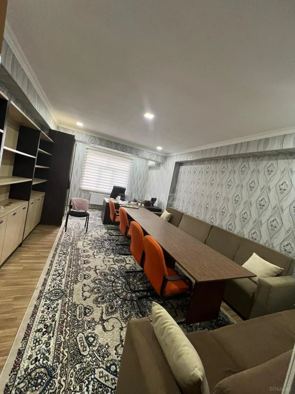 Kirayə verilir 4 otaqlı ofis 140 m²