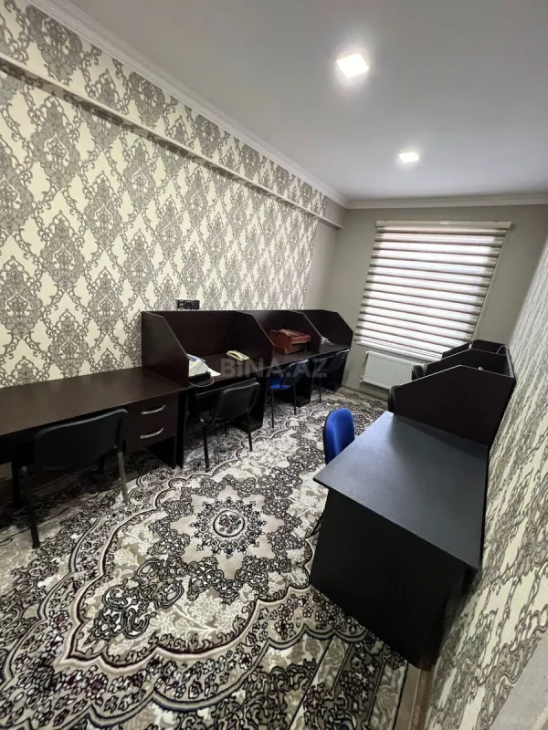 Kirayə verilir 4 otaqlı ofis 140 m²