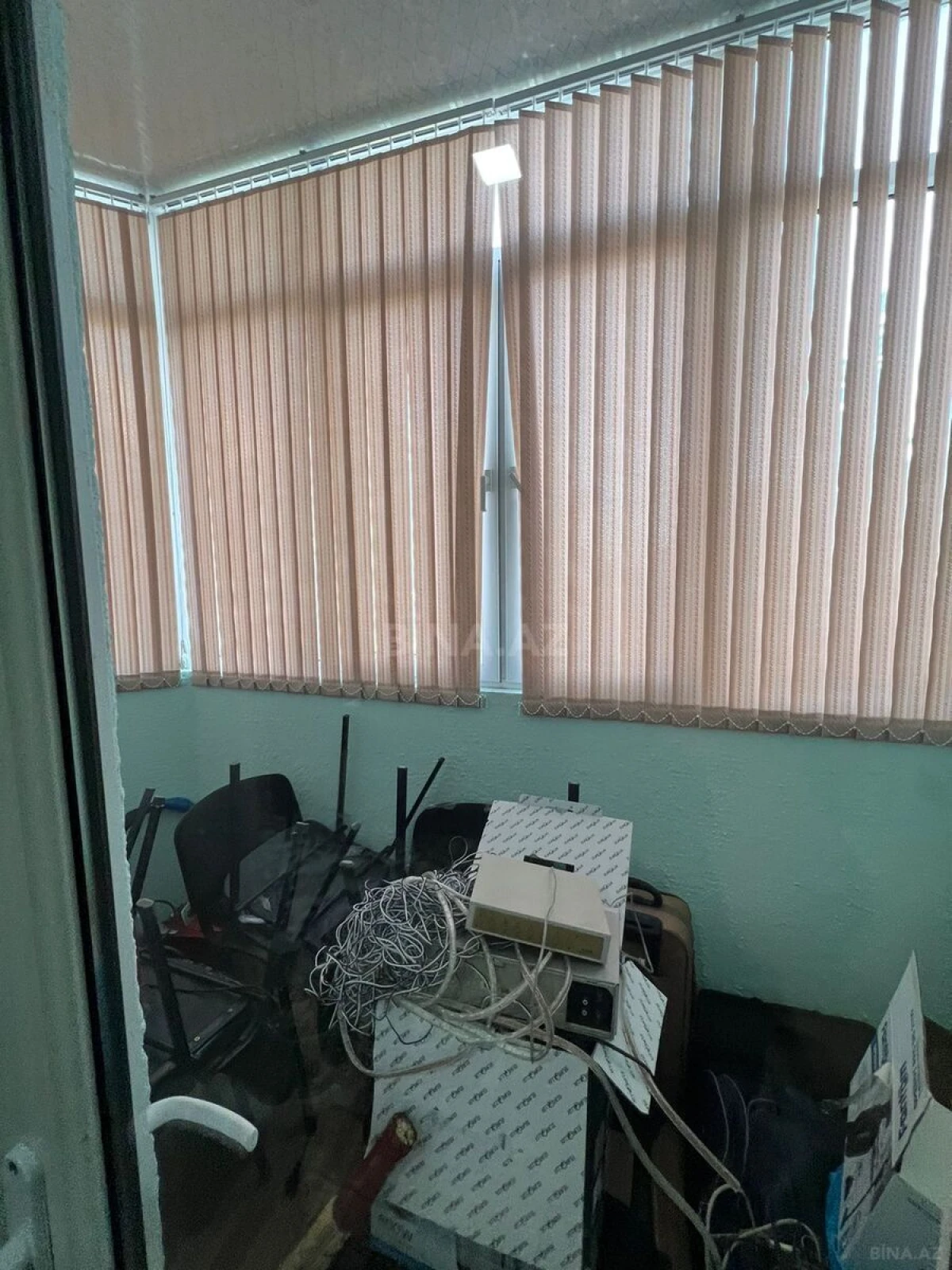 Kirayə verilir 4 otaqlı ofis 140 m²