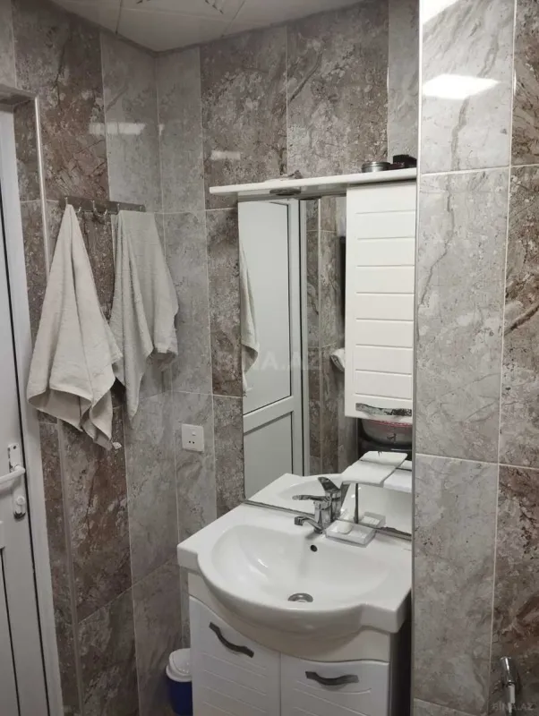 Satılır 2 otaqlı mənzil 61.2 m²