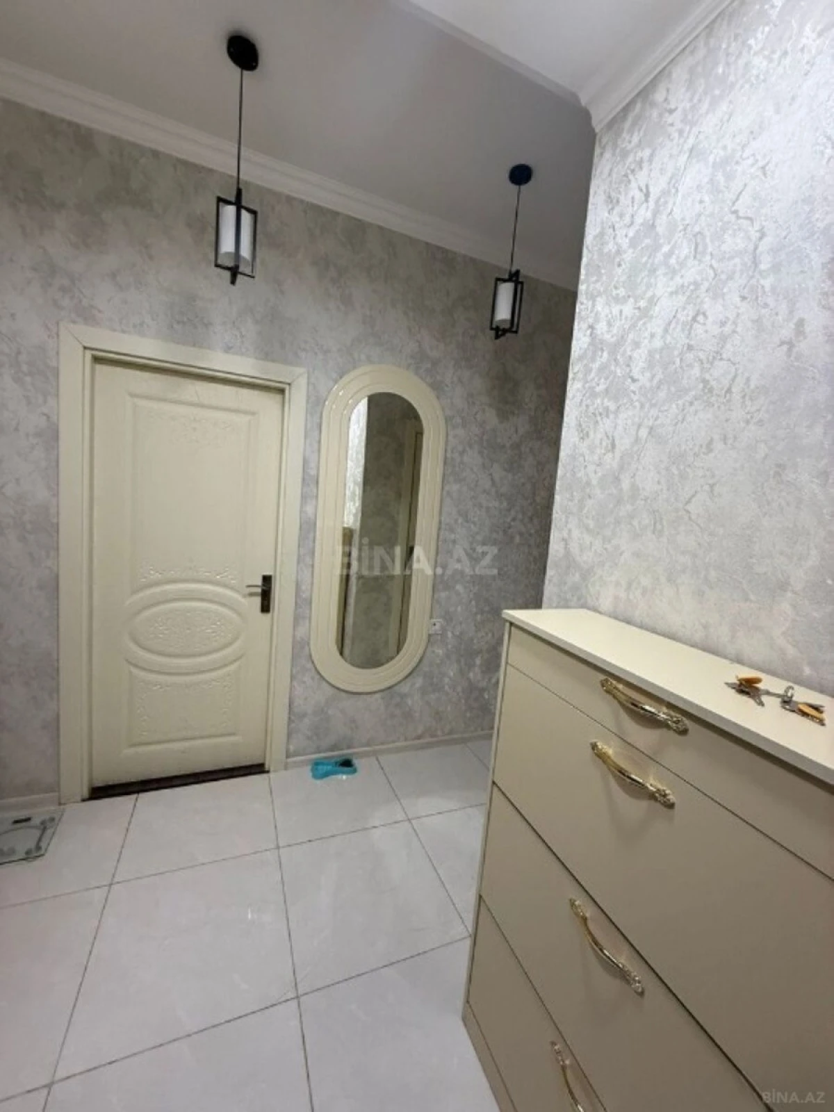 Satılır 3 otaqlı mənzil 90 m²