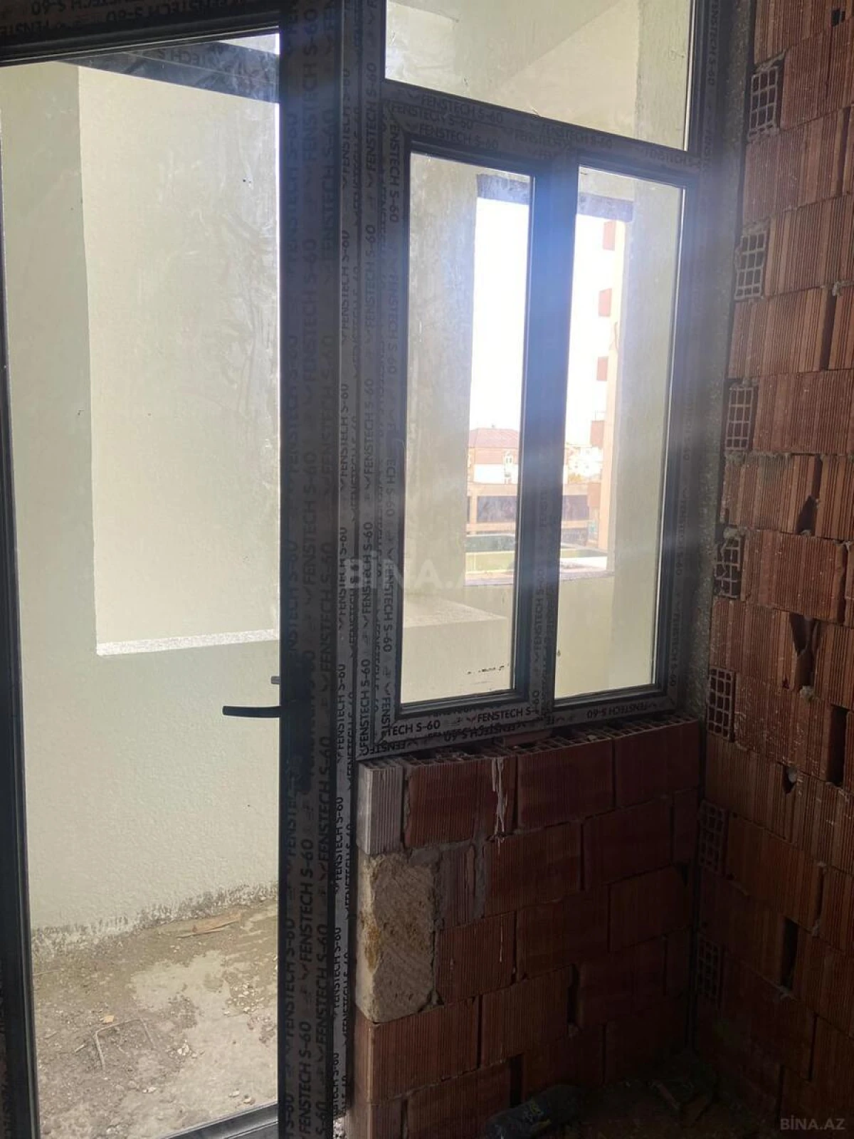 Satılır 2 otaqlı mənzil 47 m²
