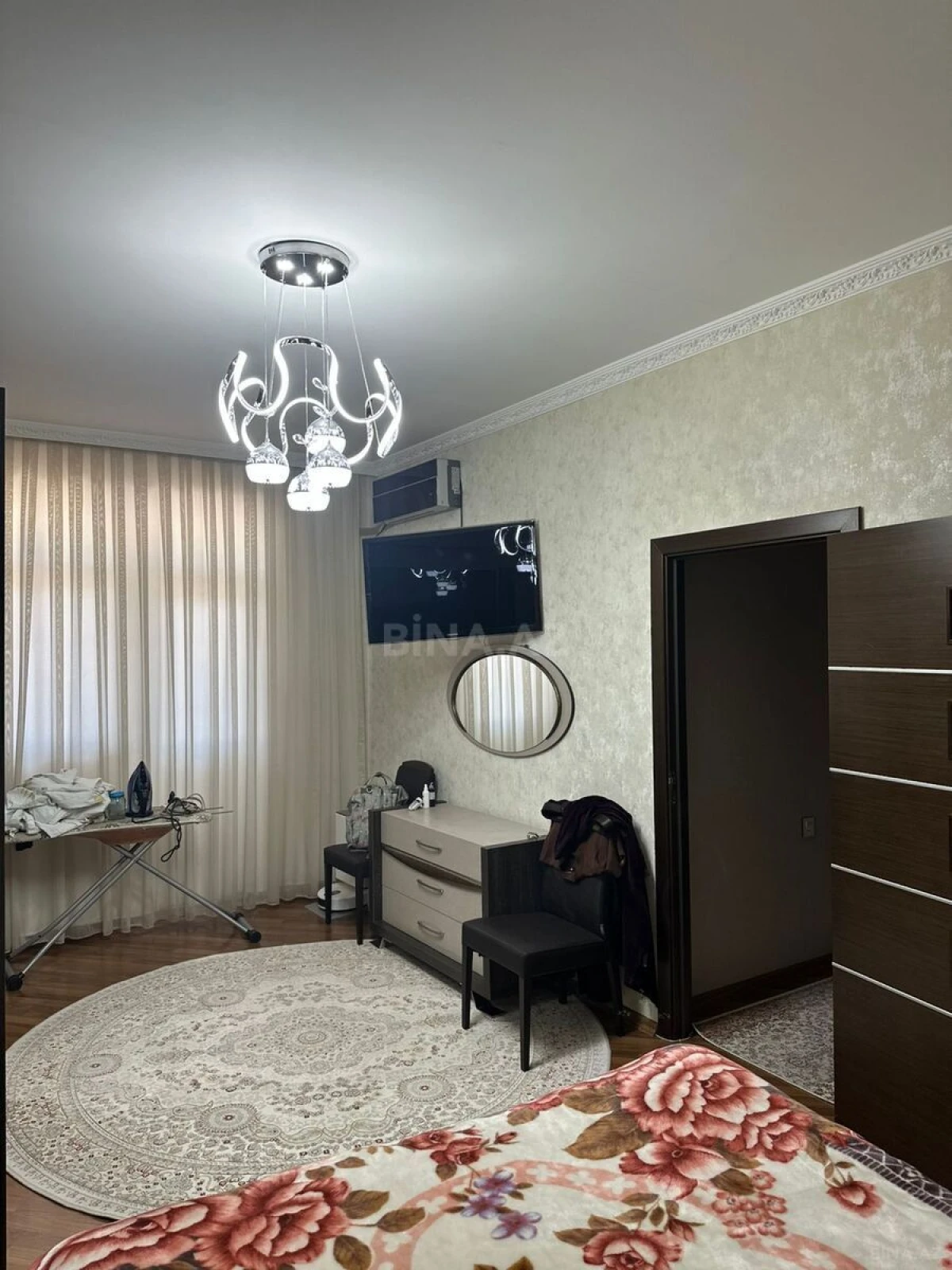 Satılır 2 otaqlı mənzil 90 m²