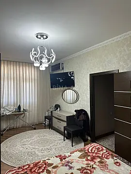 Satılır 2 otaqlı mənzil 90 m²