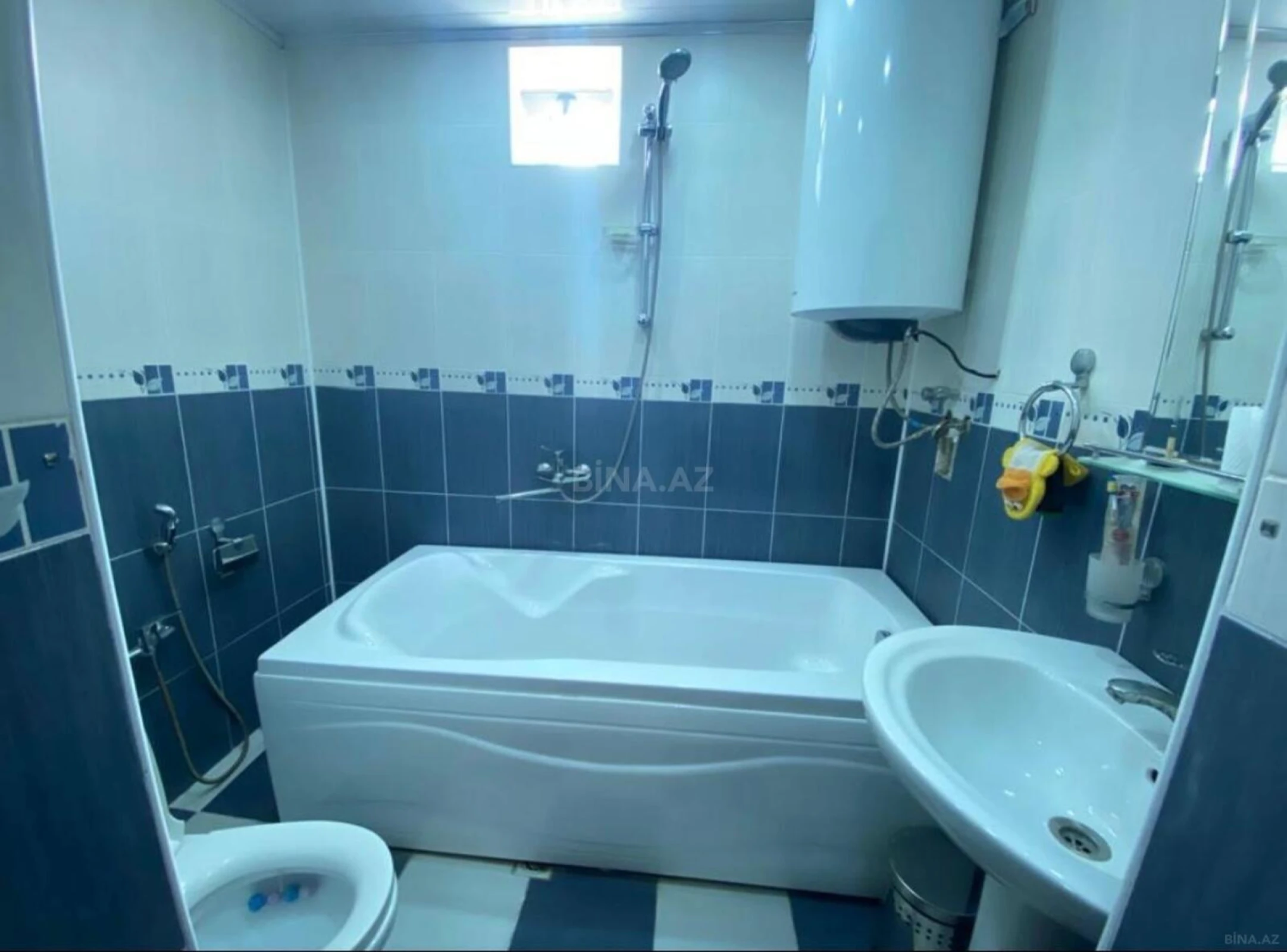 Kirayə verilir 4 otaqlı həyət evi 200 m²