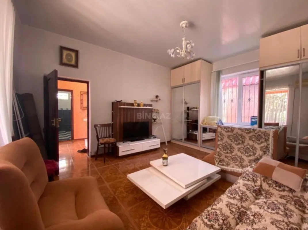 Kirayə verilir 4 otaqlı həyət evi 200 m²