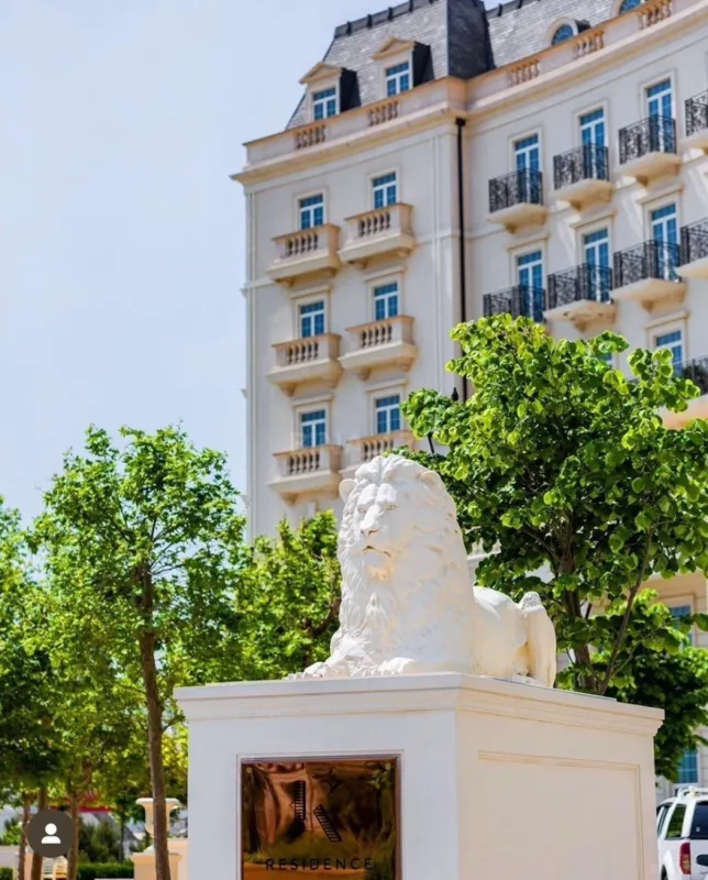 Satılır 4 otaqlı mənzil 152 m²