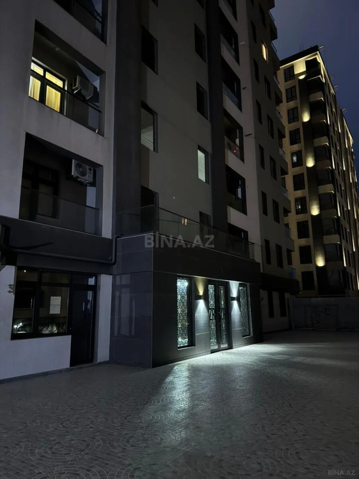Kirayə verilir 2 otaqlı mənzil 90 m²