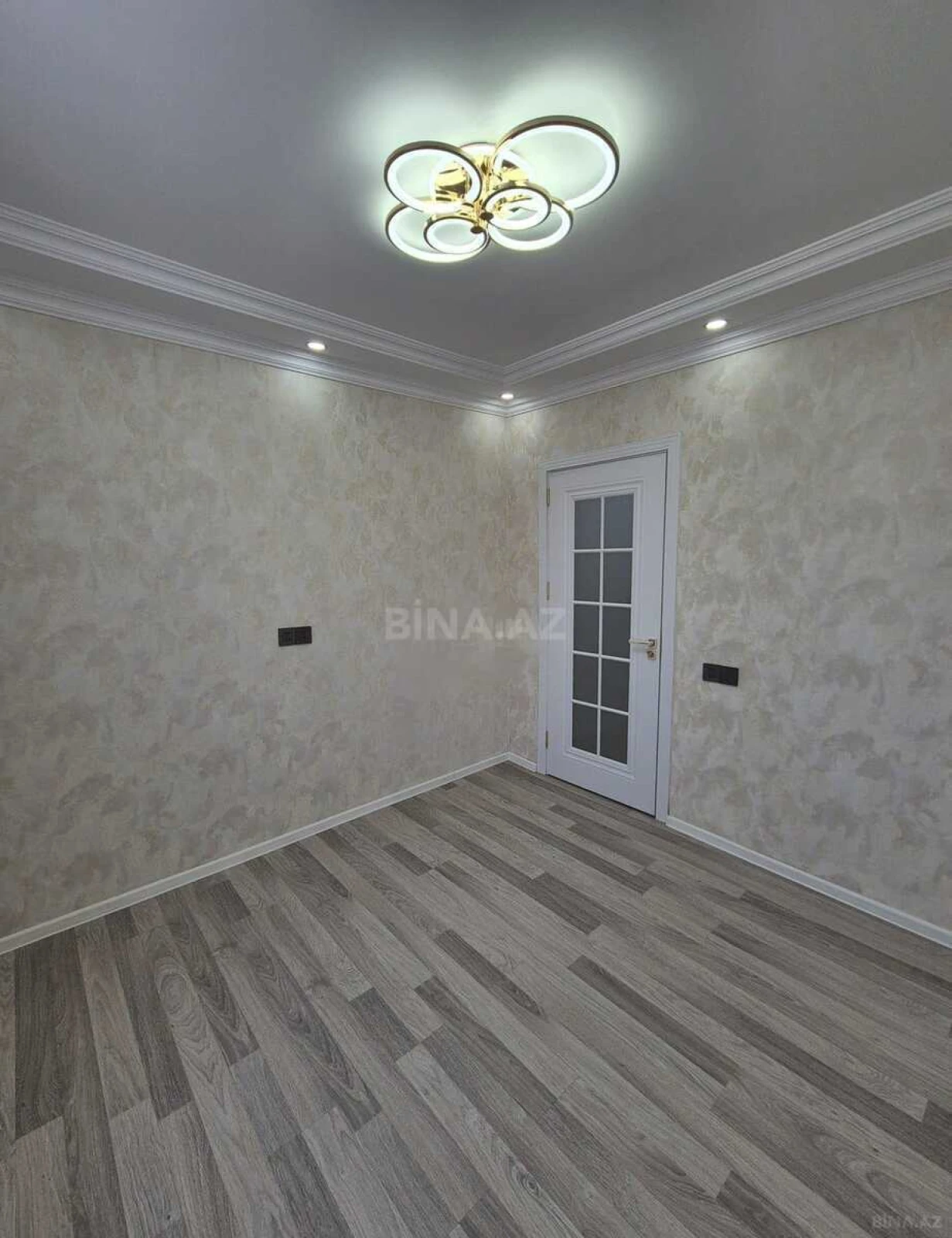 Satılır 2 otaqlı mənzil 35 m²