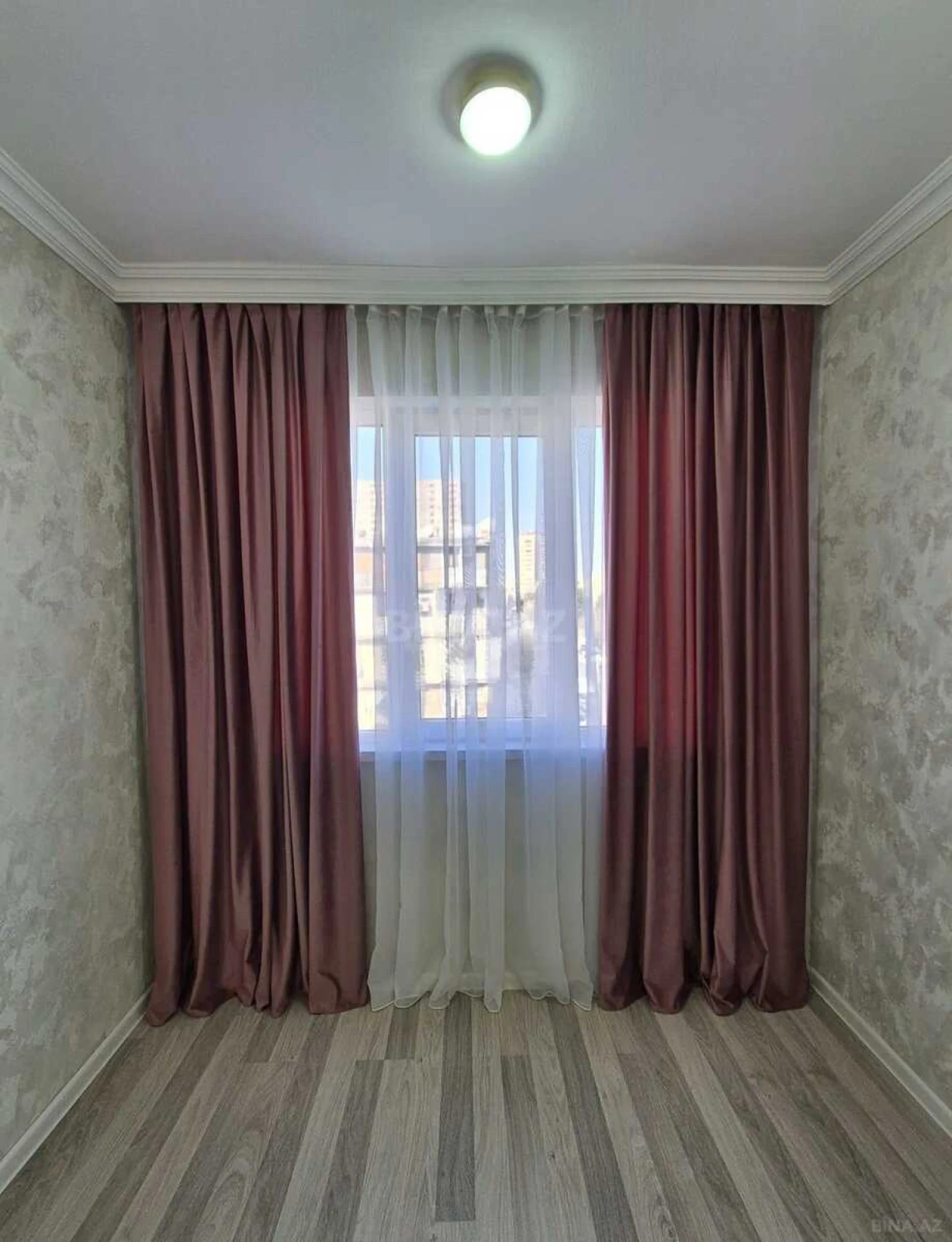 Satılır 2 otaqlı mənzil 35 m²