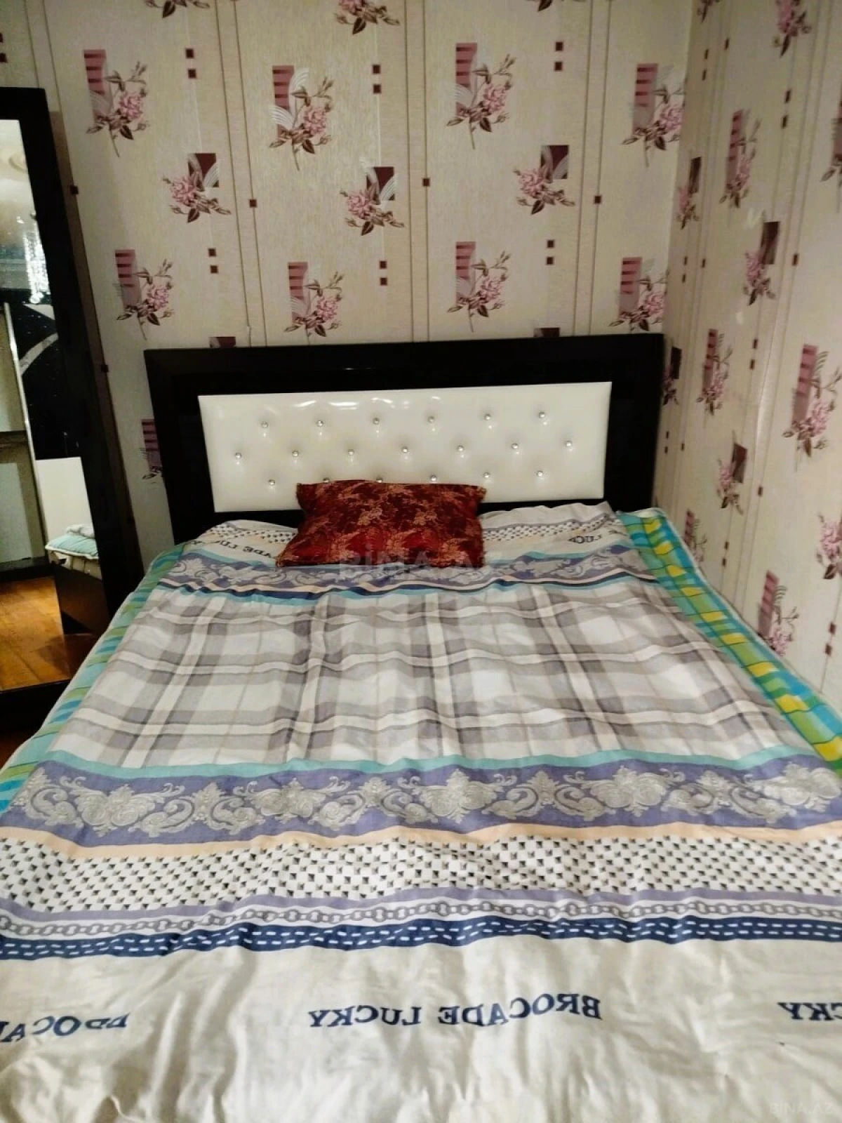 Kirayə verilir 2 otaqlı mənzil 43 m²