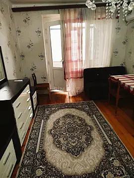 Kirayə verilir 2 otaqlı mənzil 43 m²