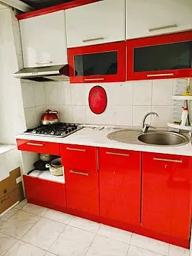 Kirayə verilir 2 otaqlı mənzil 43 m²