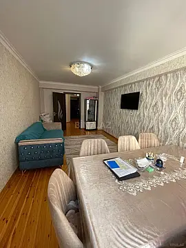 Satılır 3 otaqlı mənzil 112 m²